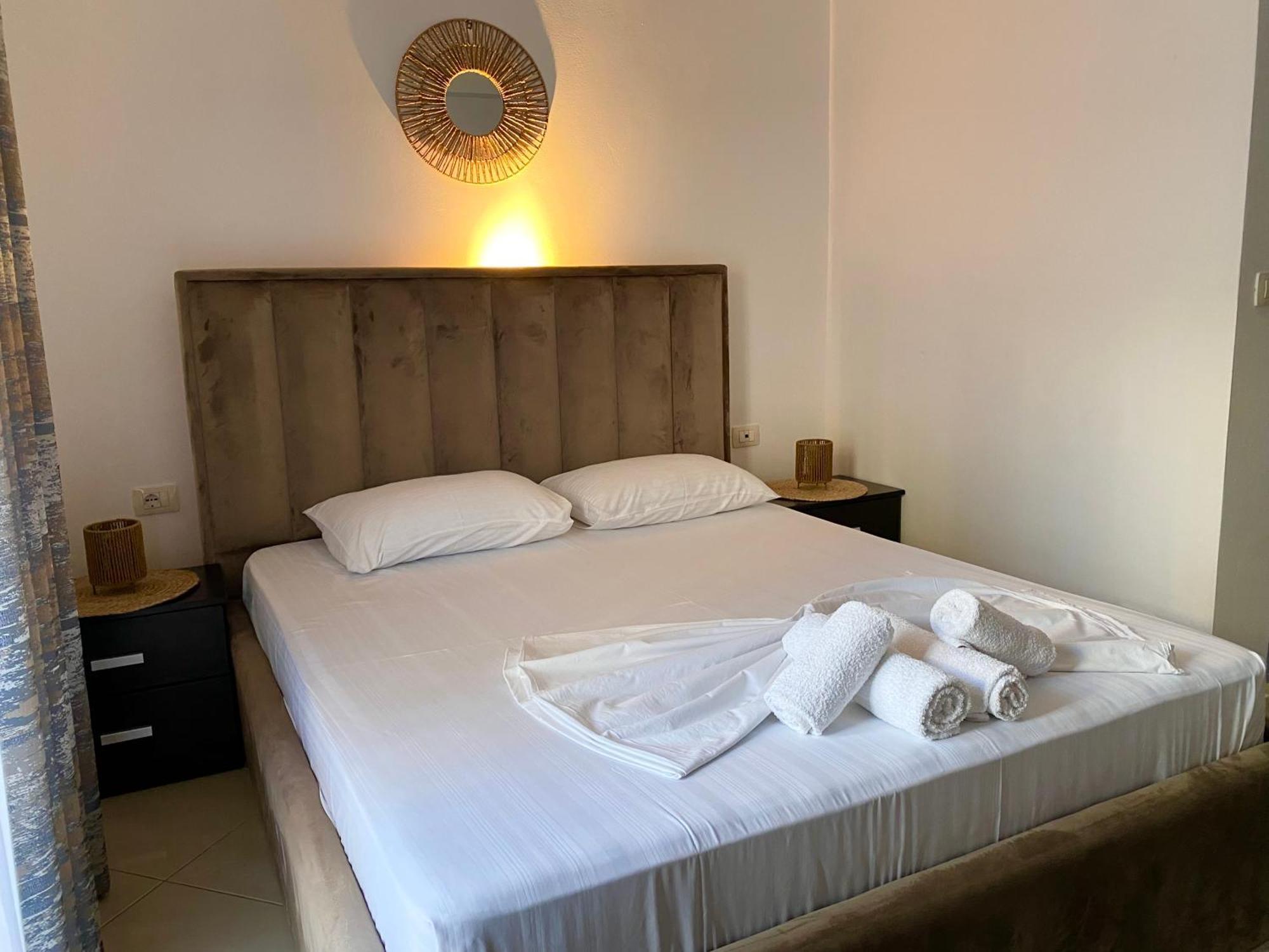 Hotel Metali Саранде Екстериор снимка