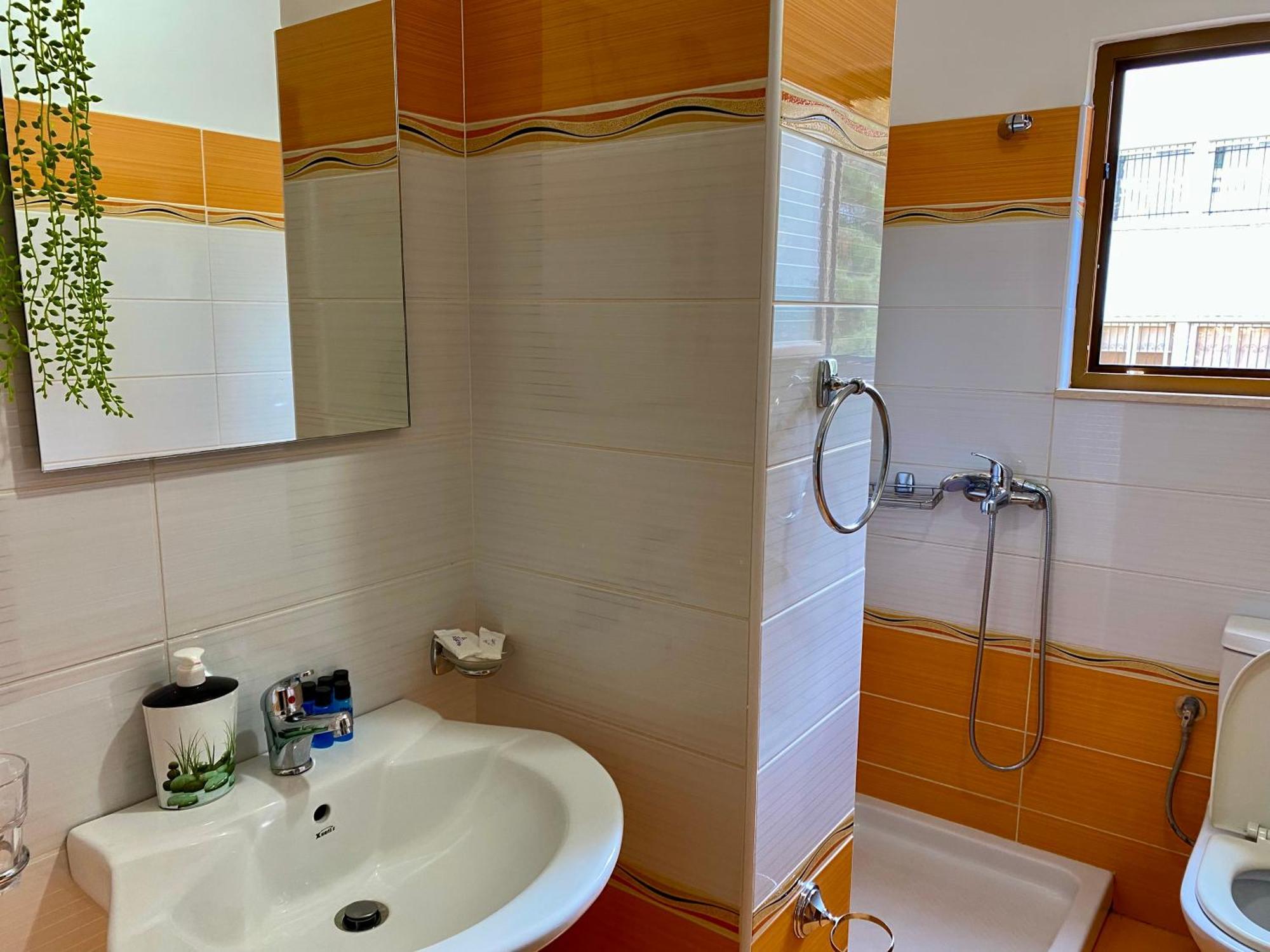Hotel Metali Саранде Екстериор снимка