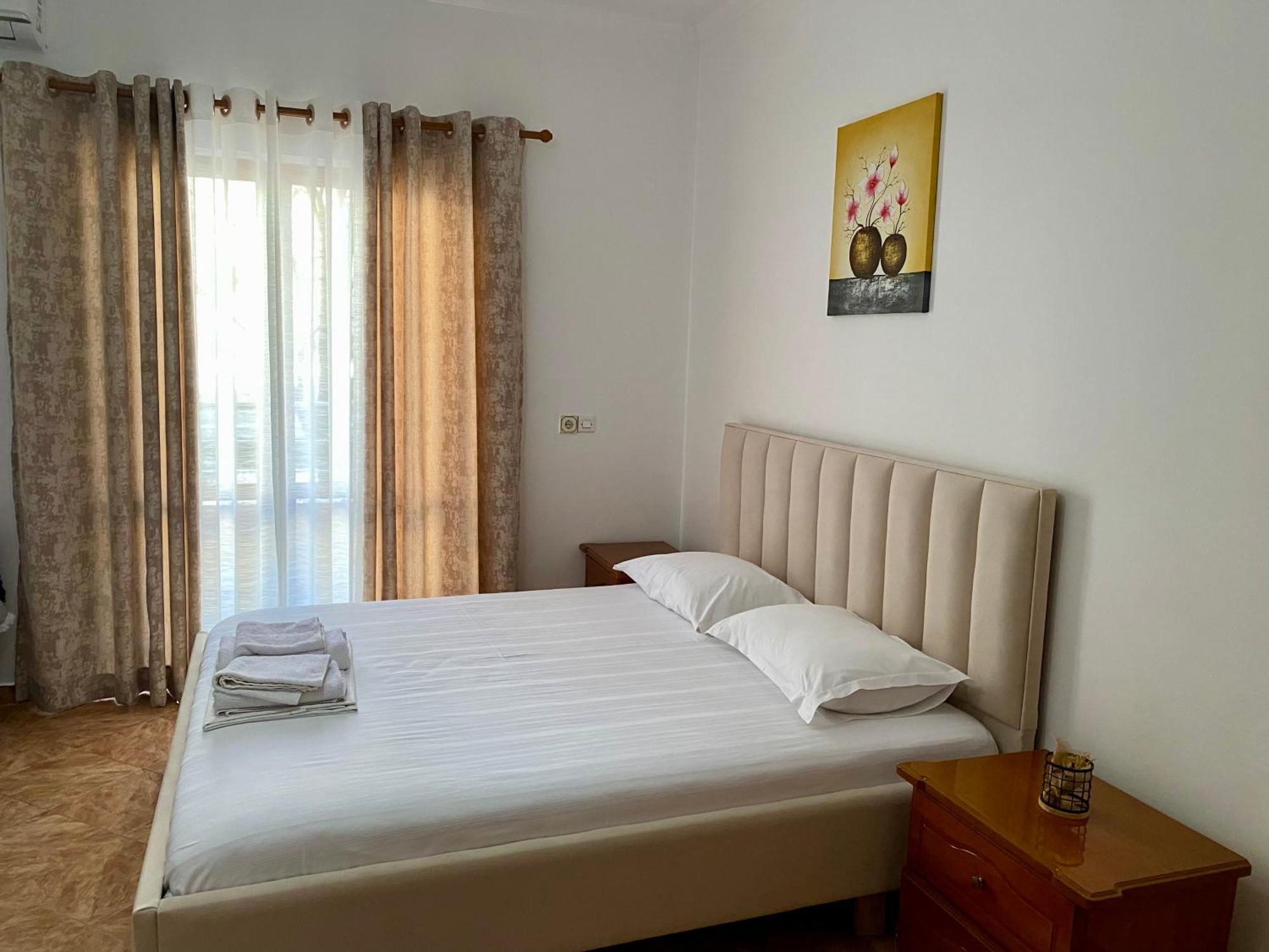Hotel Metali Саранде Екстериор снимка