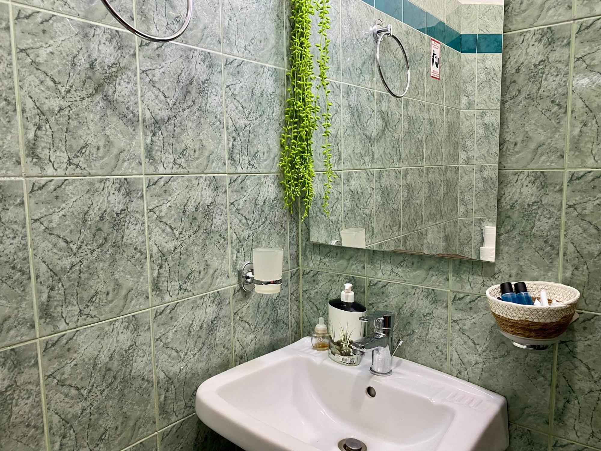 Hotel Metali Саранде Екстериор снимка