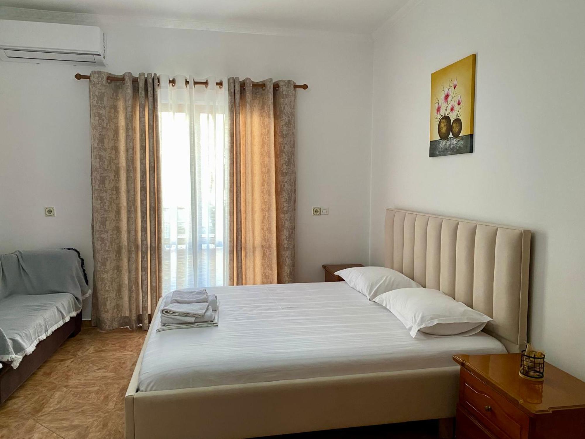 Hotel Metali Саранде Екстериор снимка
